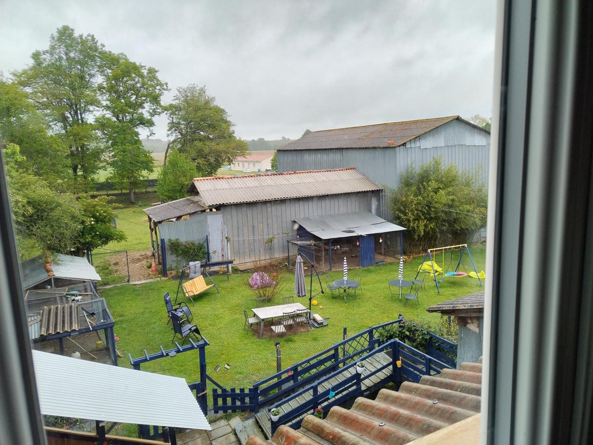 Appartement Gite Du Gardoir Boresse-et-Martron Buitenkant foto